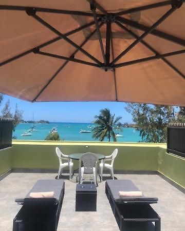 Ocean-View Penthouse With Roof Terrace, Grand Baie, Waterside Complex Appartement The Vale Buitenkant foto